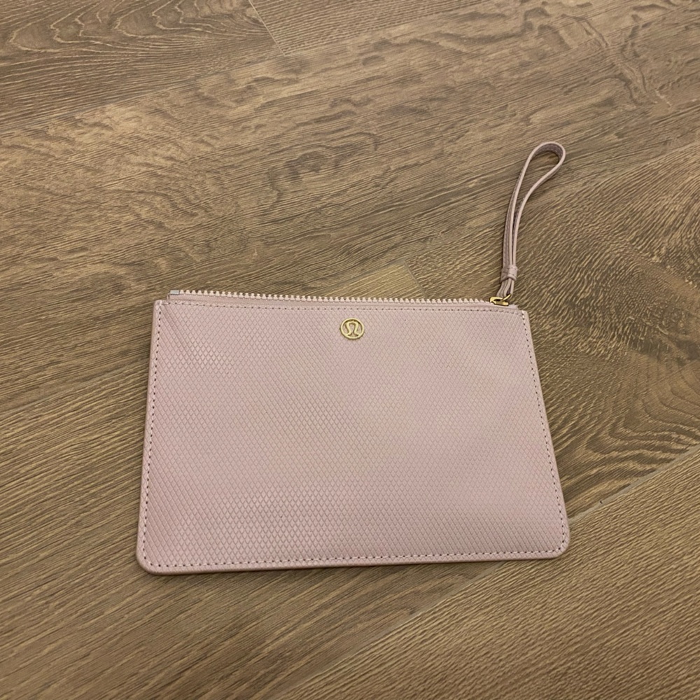 Lululemon Misty Pink Clutch Wristlet Gold Logo Water Resistant
